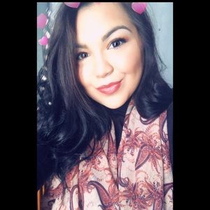 Meet your Posher, Cindy